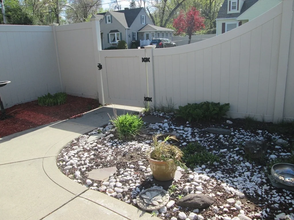 Photo of 28 Clairmont Ave