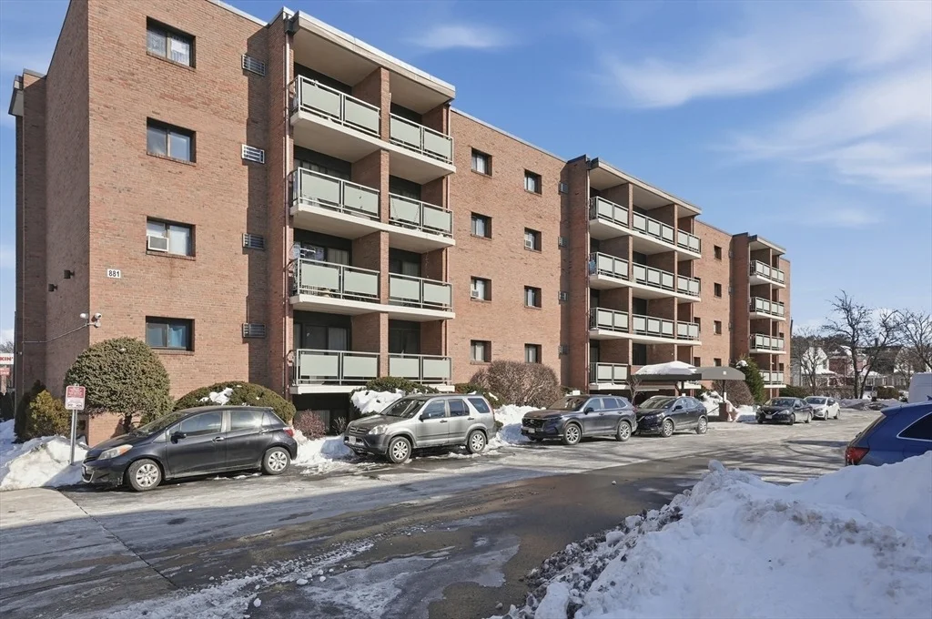 Photo of Unit 44 at 881 Broadway