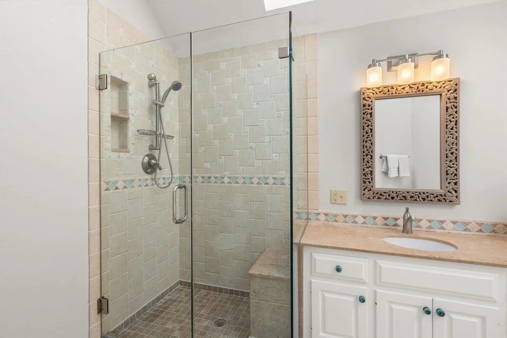 Photo of 26 Driftwood Cir