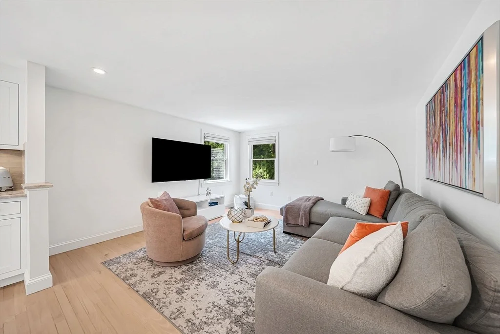 Photo of 86 Grosvenor Rd.