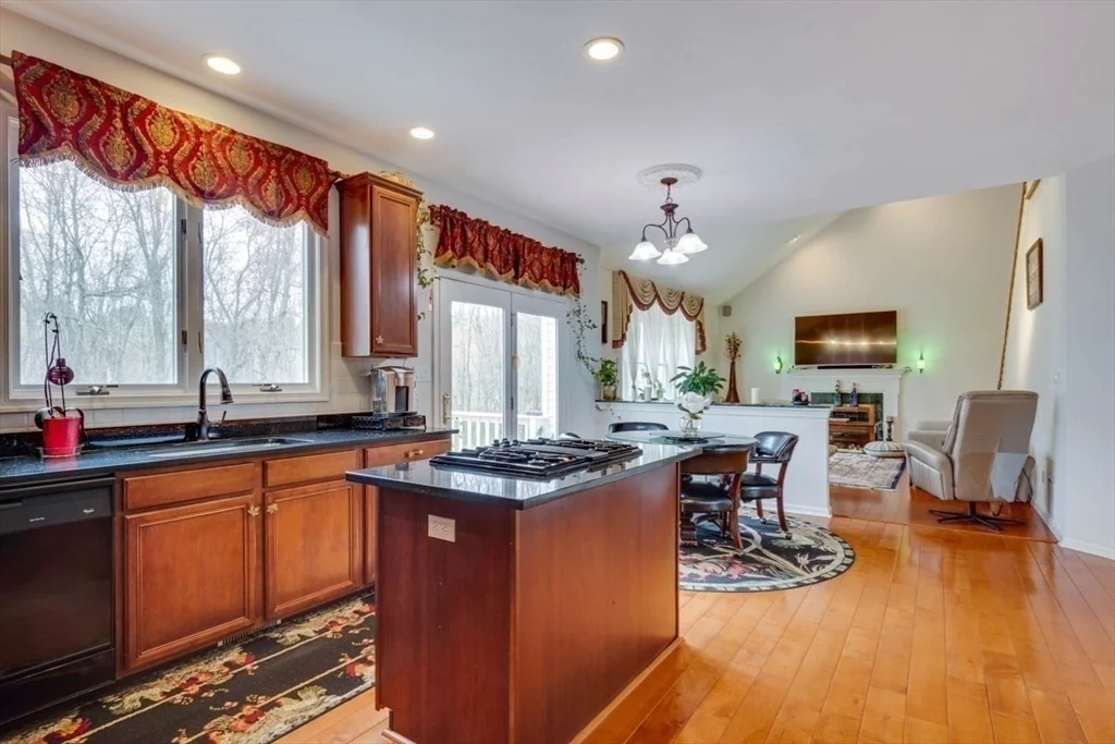 Photo of 22 Robert Rd