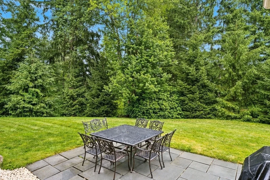 Photo of 7 Davis Rd