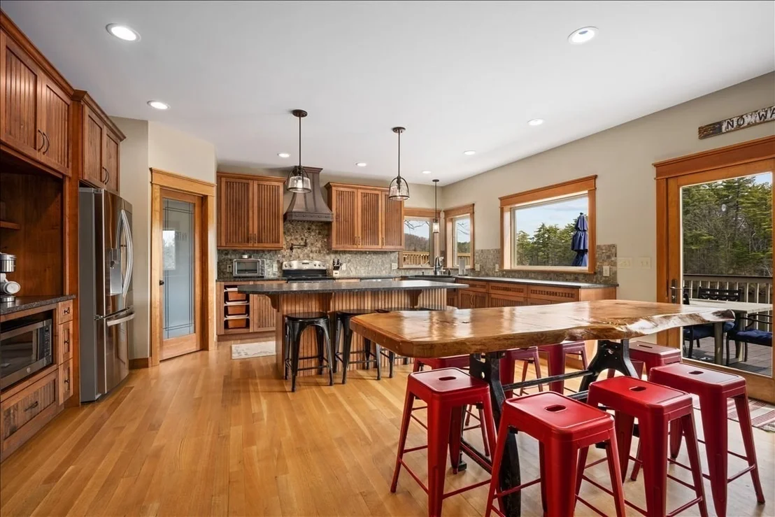 Photo of 105 Sandy Beach Rd