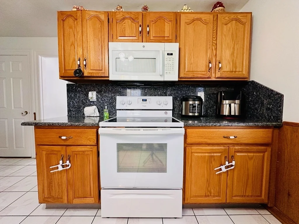 Photo of 62 Edgemere Blvd