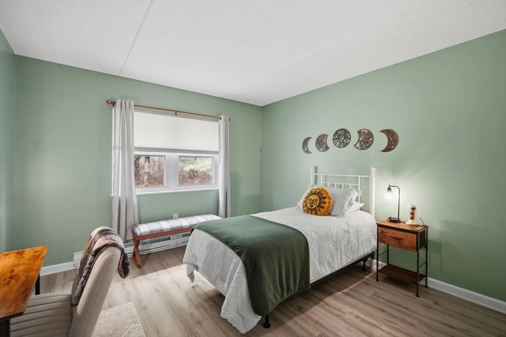 Photo of Unit G at 32 Maple Crest Cir