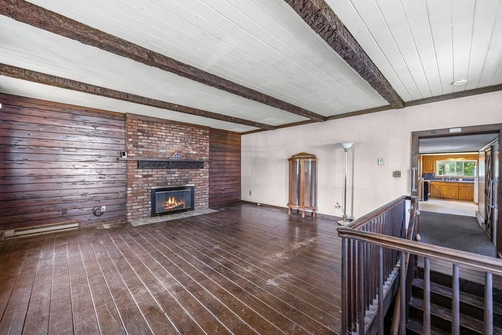 Photo of 162 Arcadia Blvd