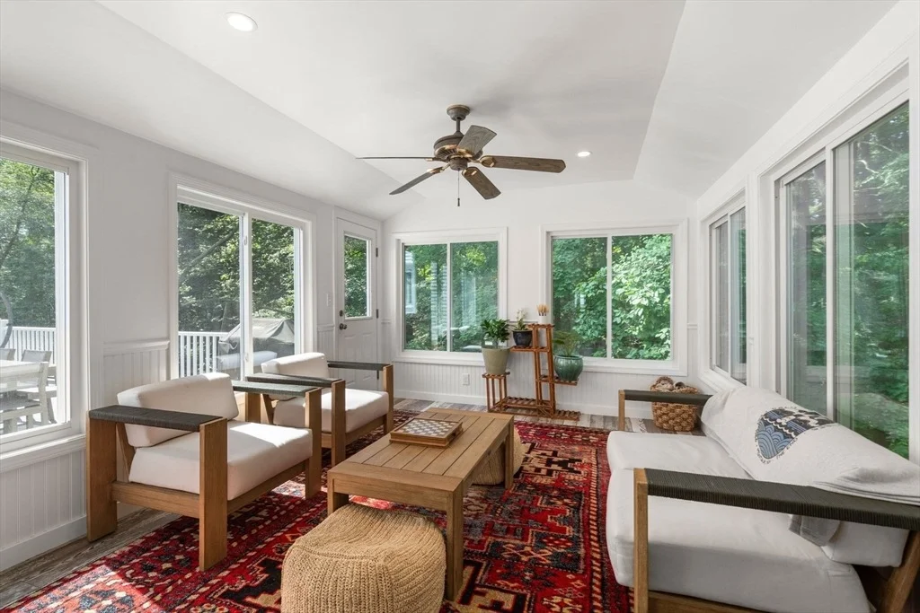 Photo of 18 Hearthstone Cir