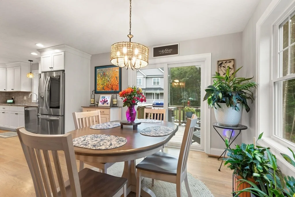 Photo of 187 Run Brook Cir