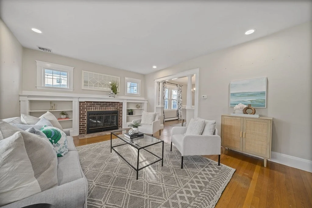 Photo of 86 Cabot Ave