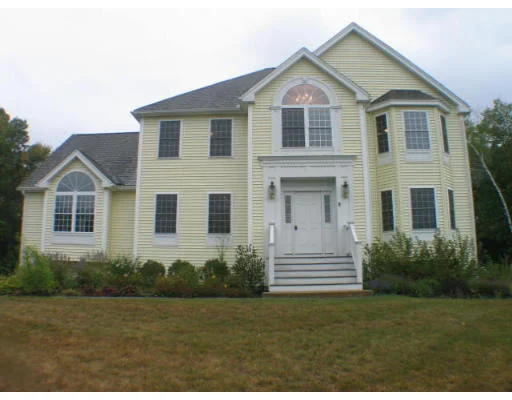 Photo of 9 Birch Hill Dr
