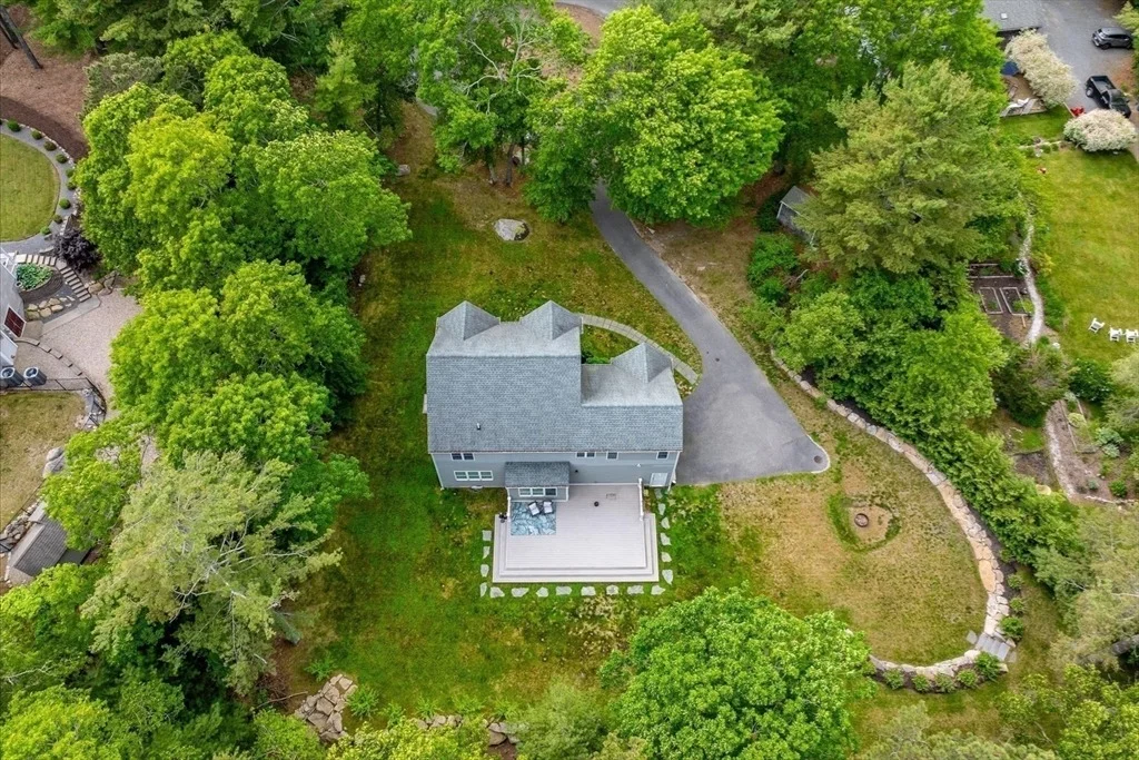 Photo of 11 Dawe Ln