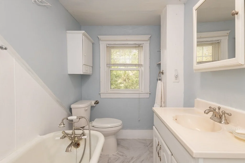 Photo of 8 Newcomb Avenue