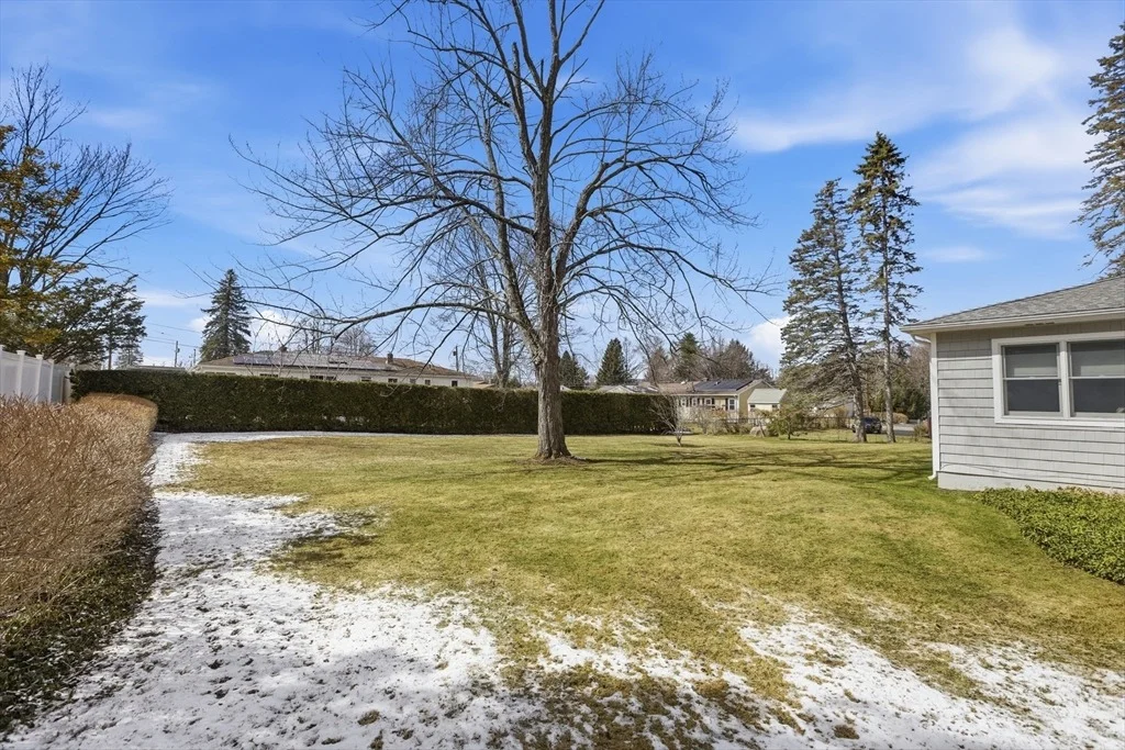 Photo of 5 Cloverleaf Rd