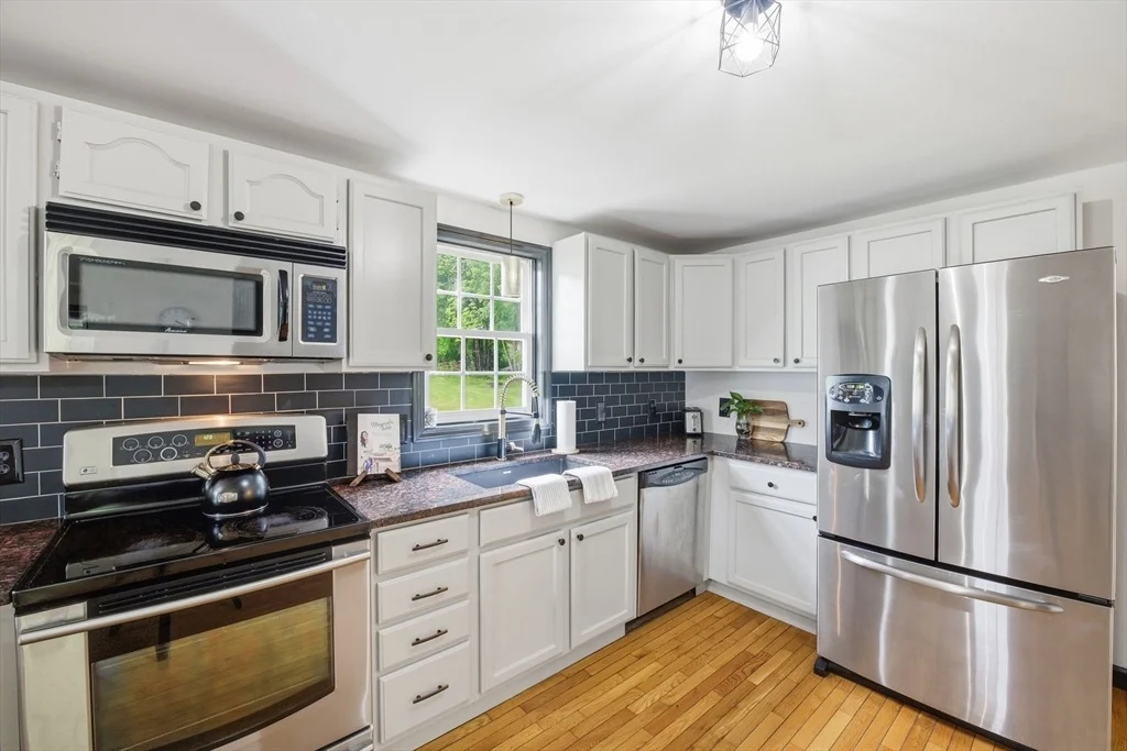 Photo of 308 Brimfield Rd