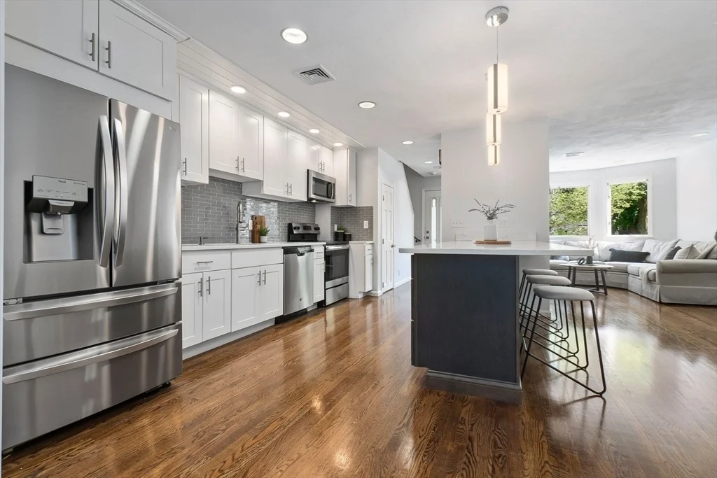 Photo of 194 Springvale Ave