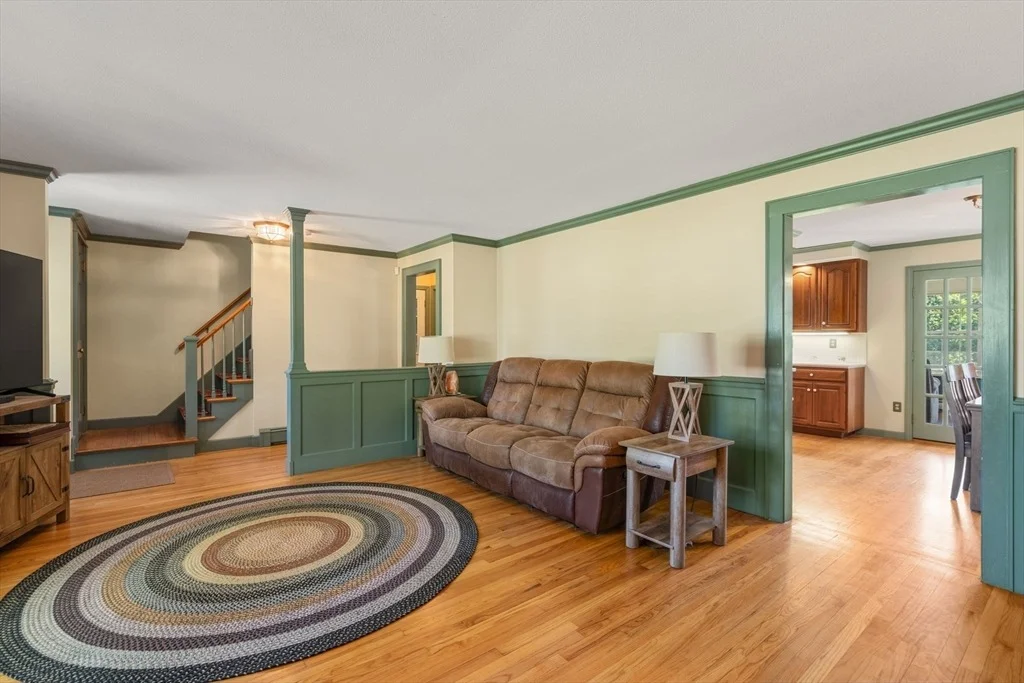 Photo of 25 Everett Ave