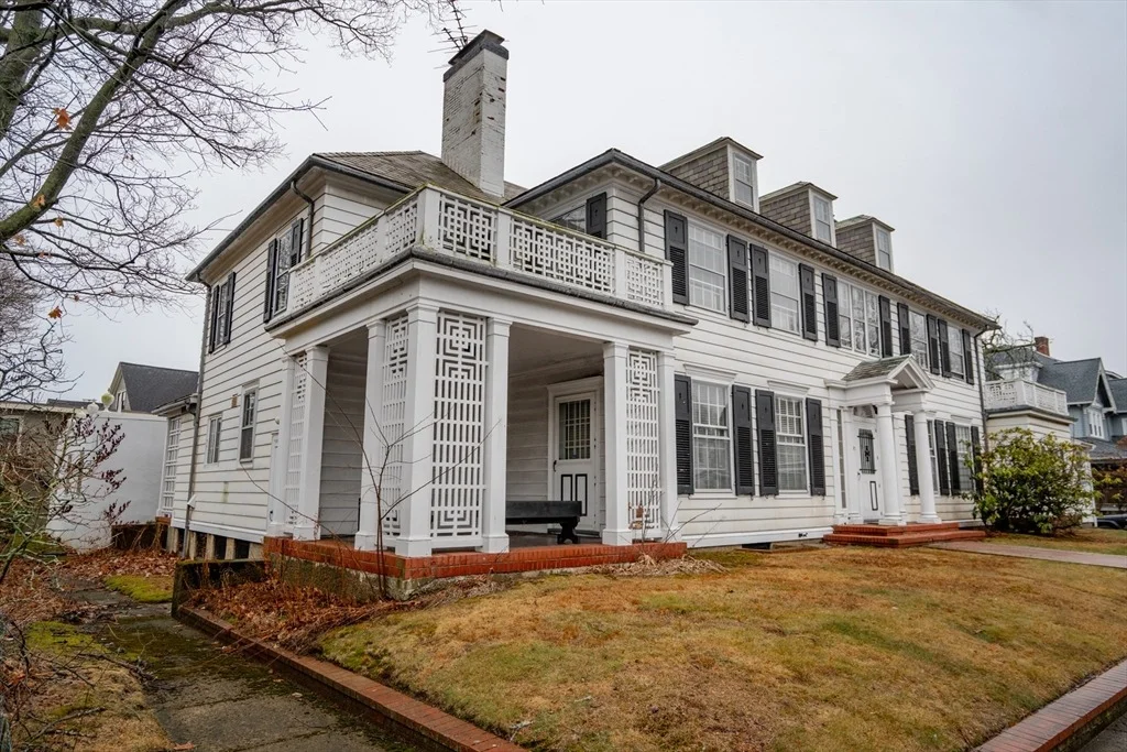 Photo of 190 Ocean St