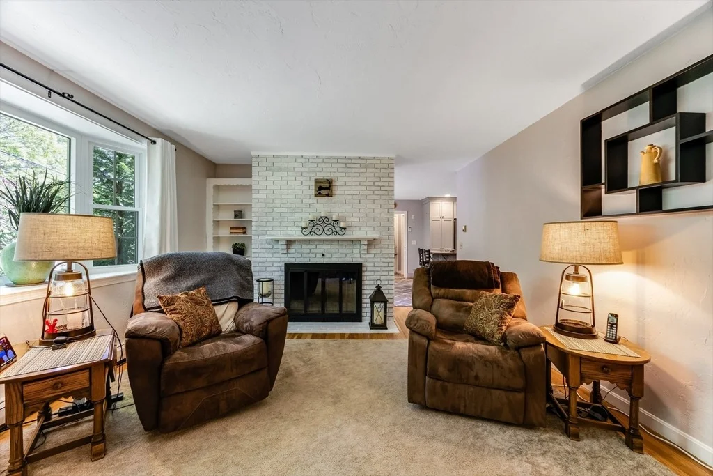 Photo of 825 Lumbert Mill Rd