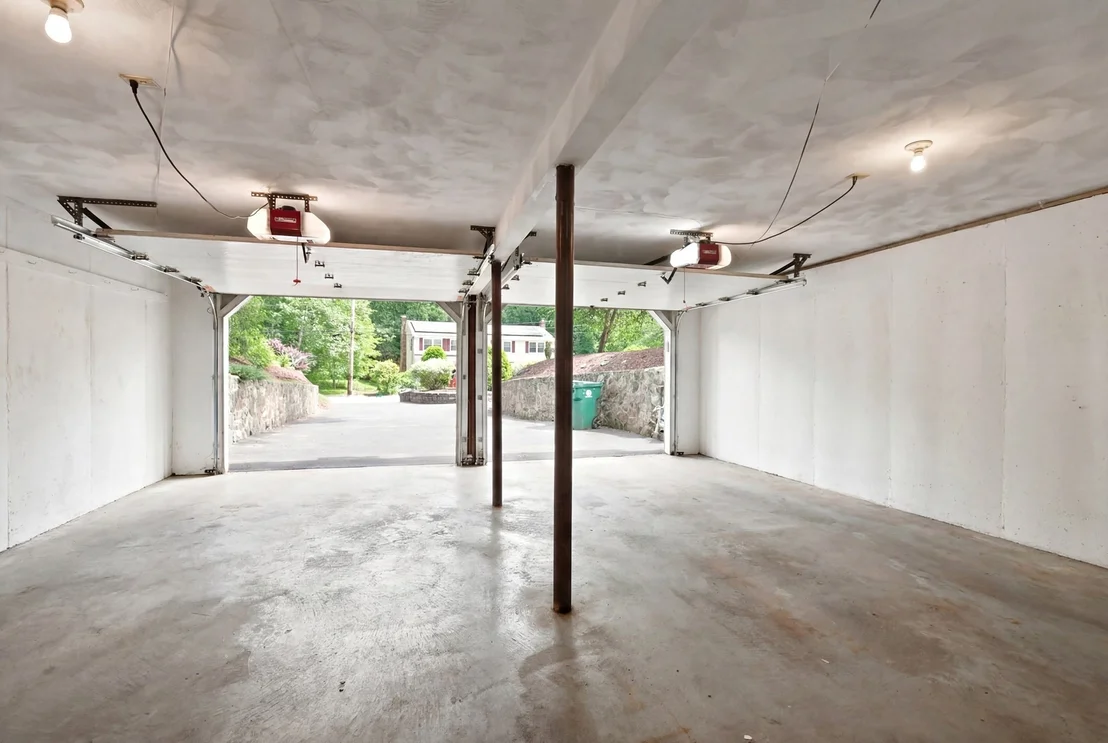 Photo of 9 Sparhawk Dr.
