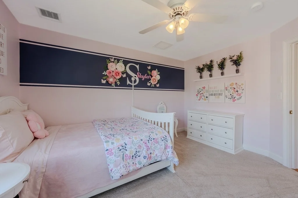 Photo of 31 Hunt Dr
