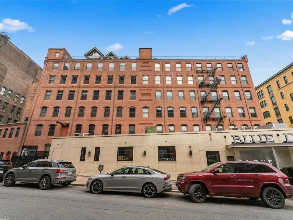 Photo of Unit 3C at 326 A