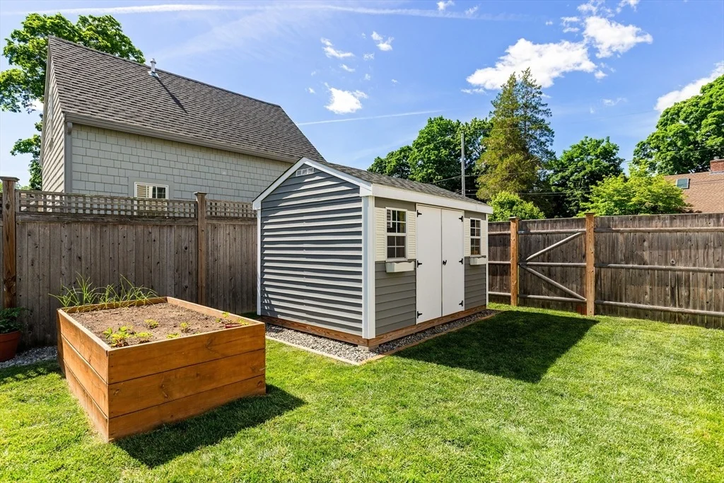 Photo of 14 Bruce Ln