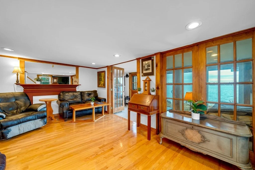 Photo of 1 Bisson Ln