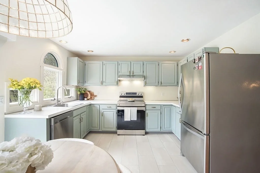 Photo of 131 Queen Ave