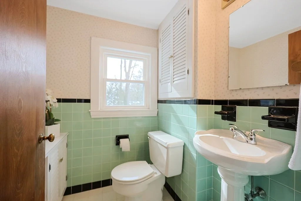 Photo of 398 High Rock Street