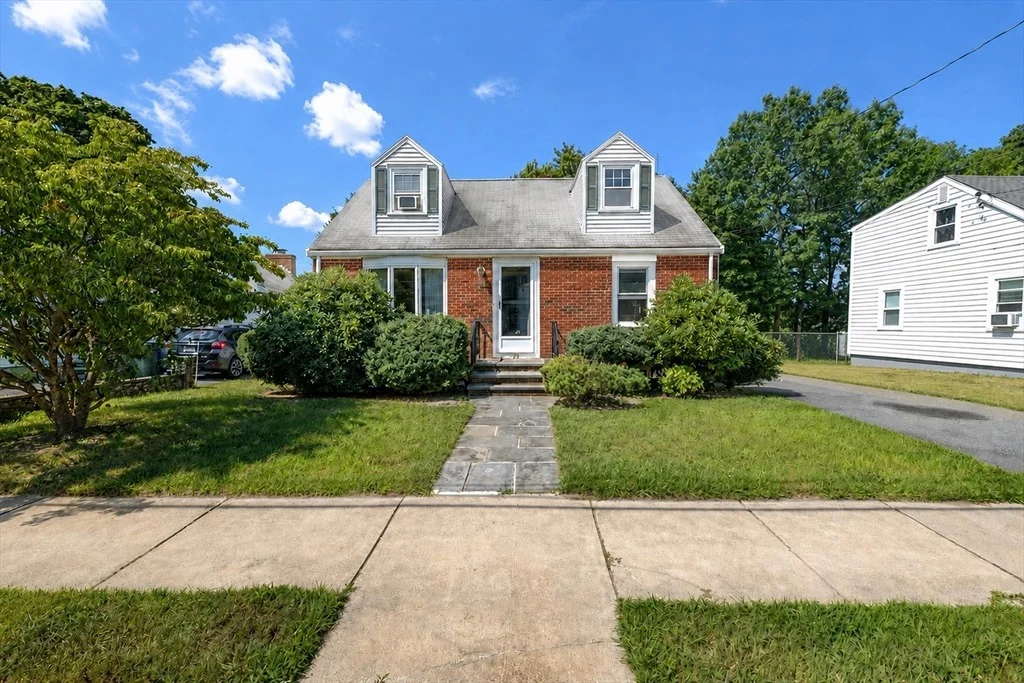 Photo of 23 Badger Rd