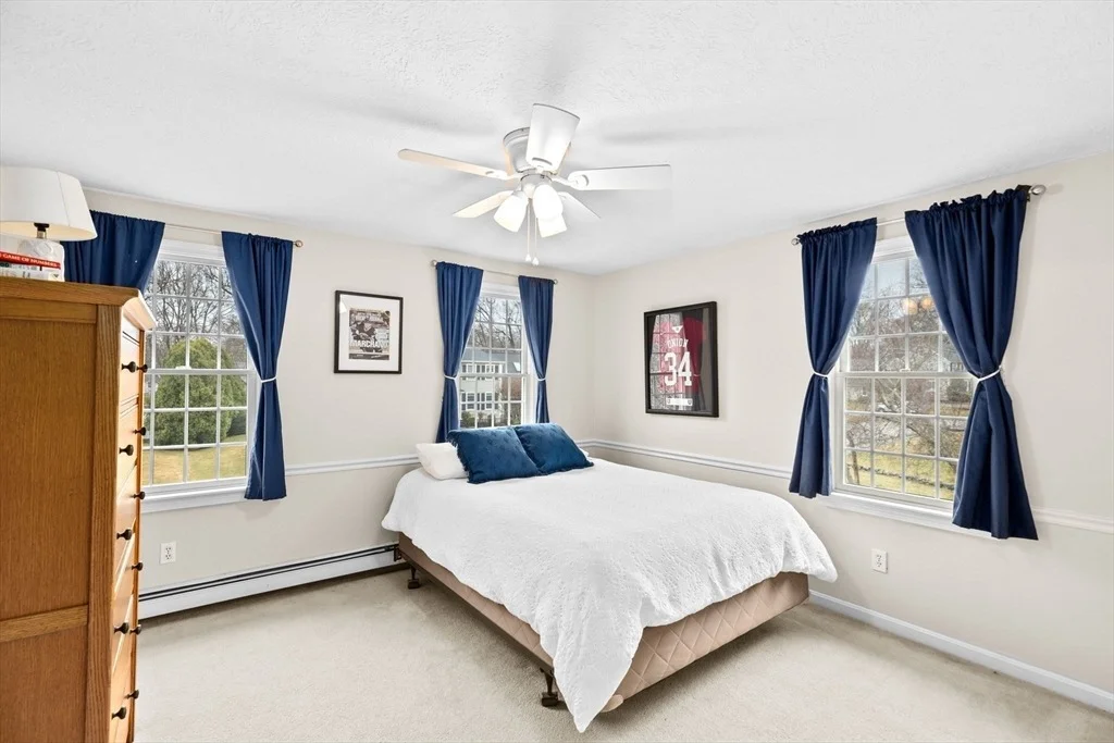 Photo of 9 Windward Ln