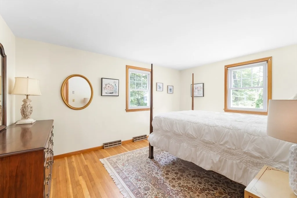 Photo of 31 Robert Rd