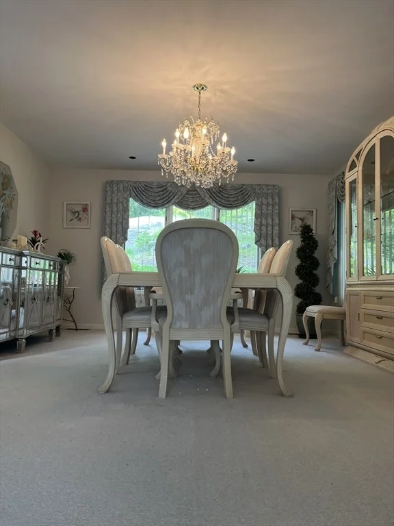 Photo of 283 Palisades Circle