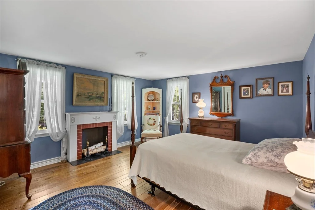 Photo of 160 Joe Long Rd