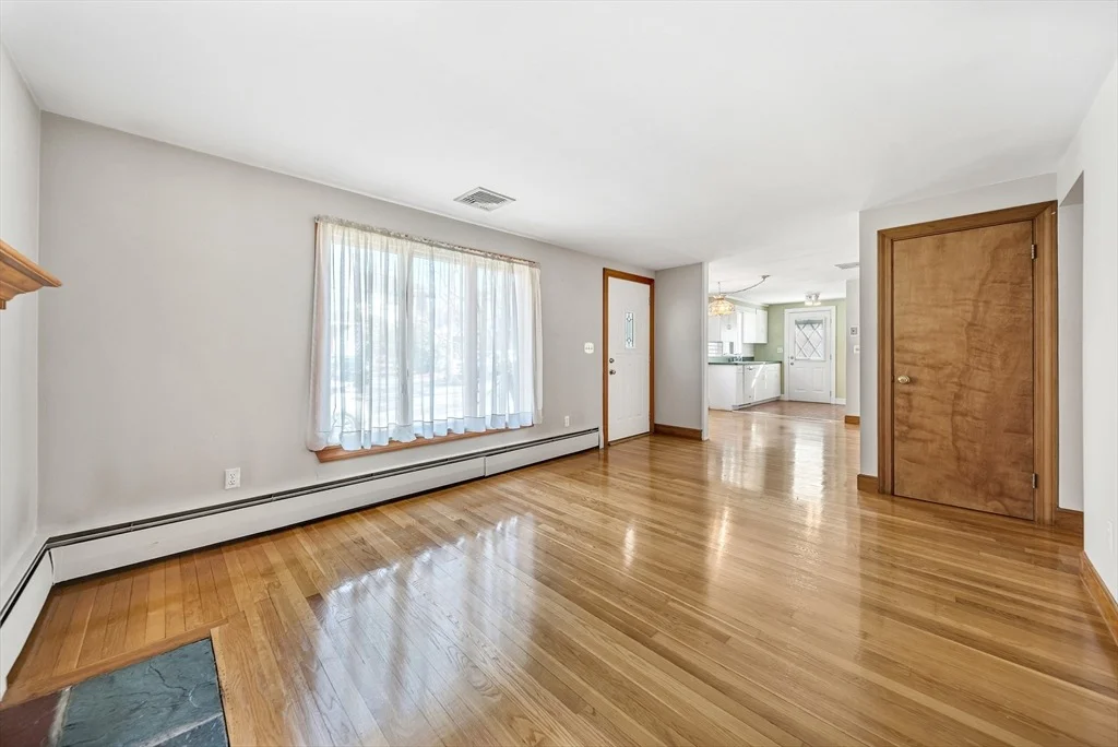 Photo of 17 Walters Ave