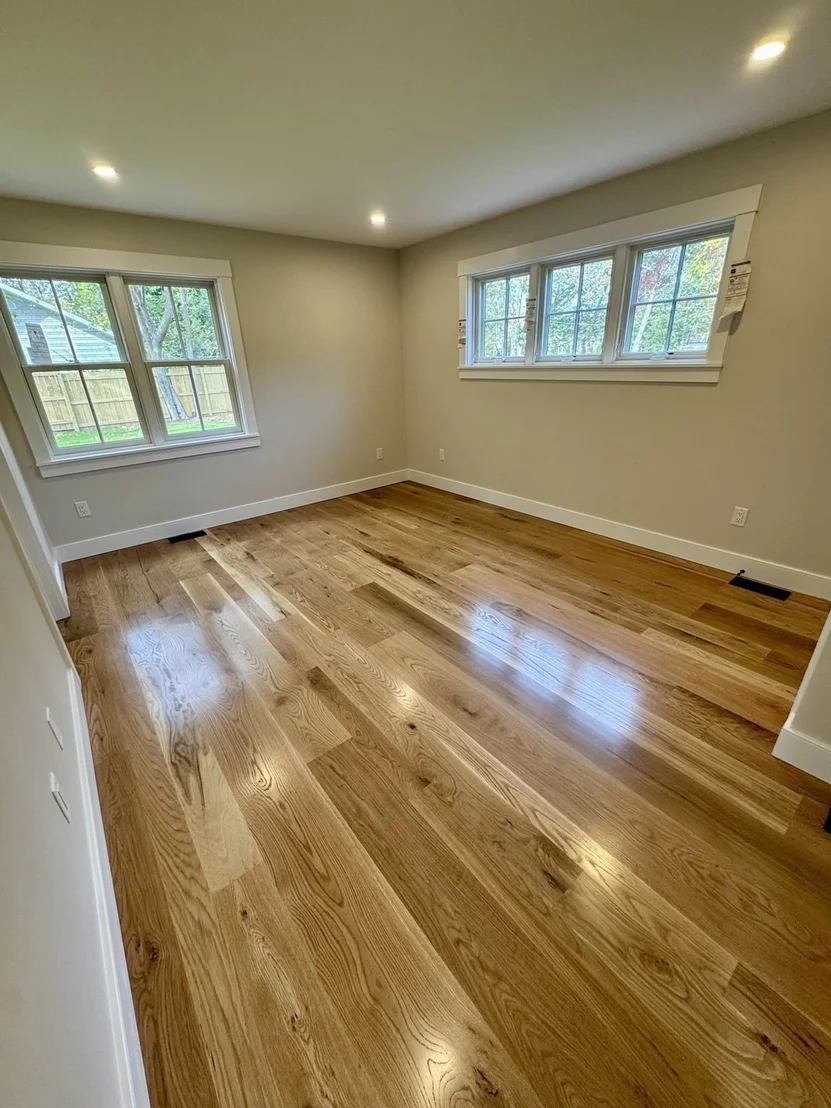 Photo of 25 Oak Avenue