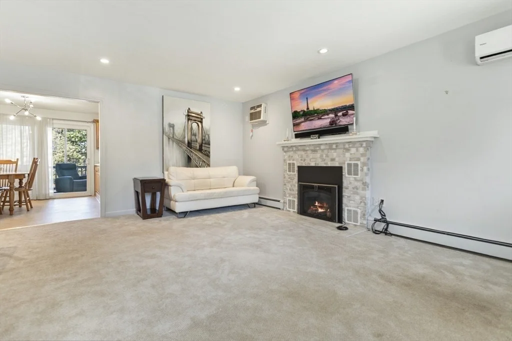 Photo of 185 Hemlock Drive