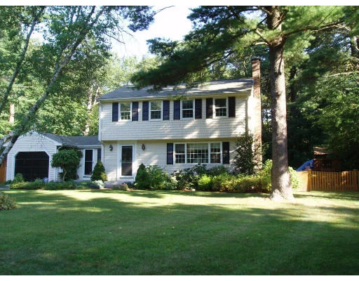 Photo of 11 Mark Ln.