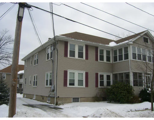 Photo of Unit 3 at 37 Everett St