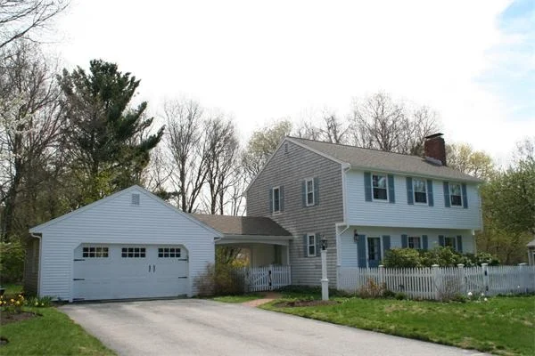 Photo of 23 Buttonwood Road