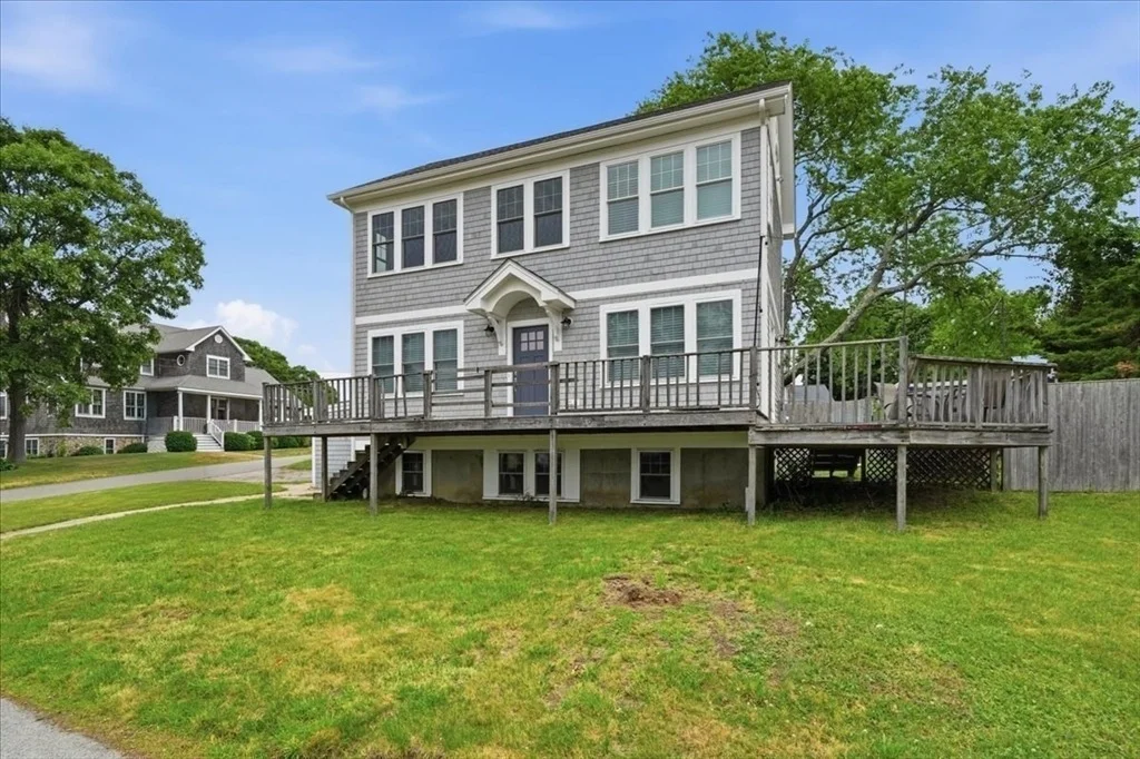 Photo of 170 Meadowview Street