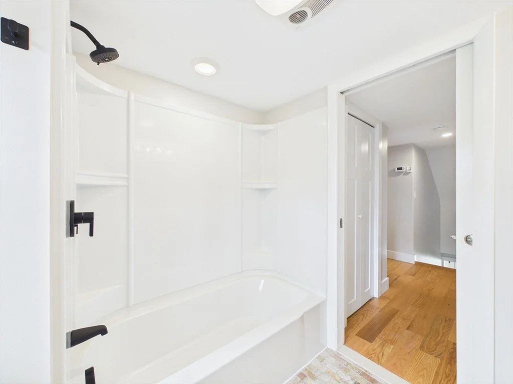 Photo of 9 Burt St