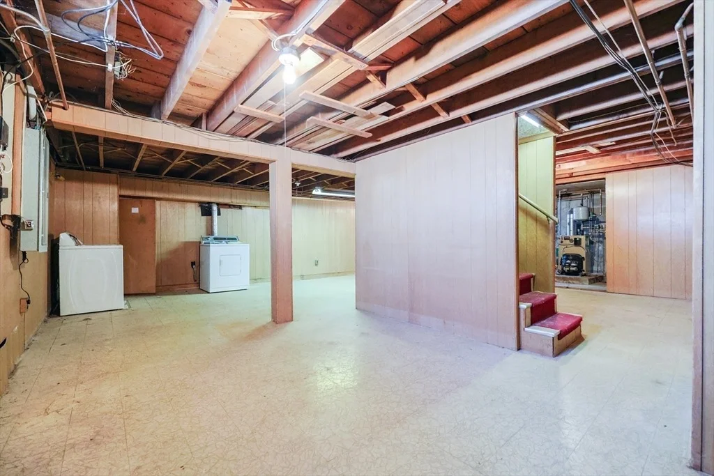 Photo of 70 Oak St.