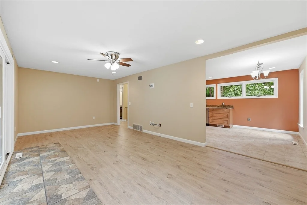 Photo of 9 Flintlock Ln