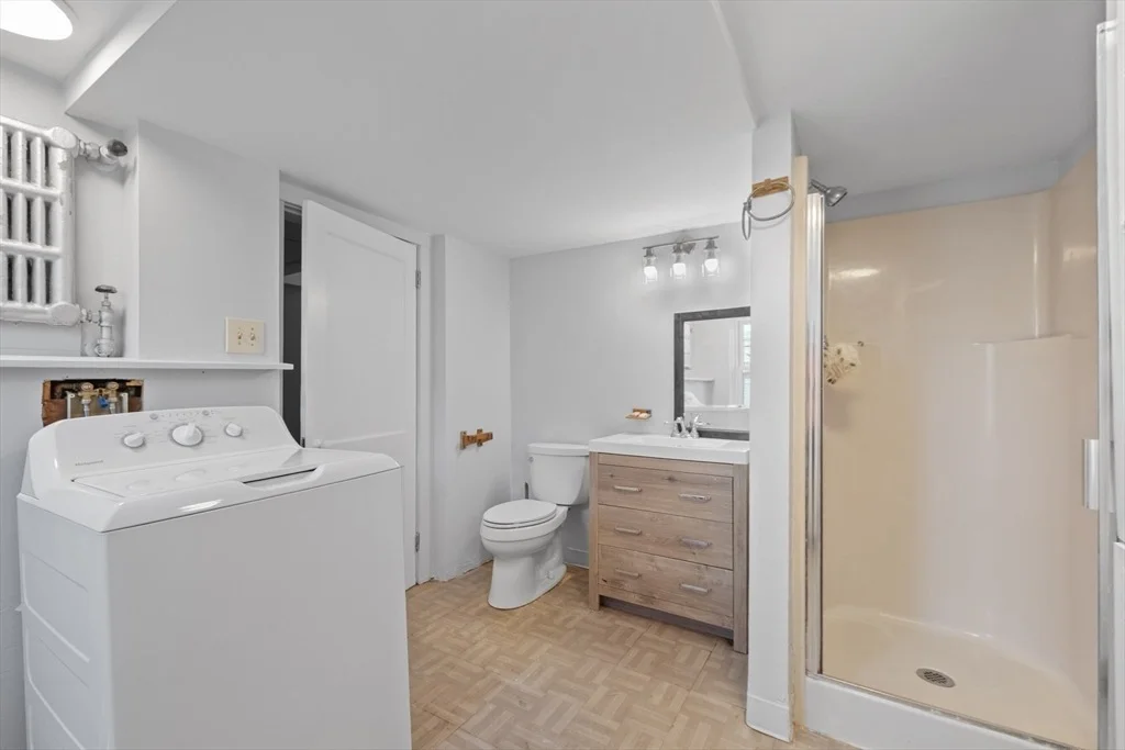 Photo of 129 Audubon Ave