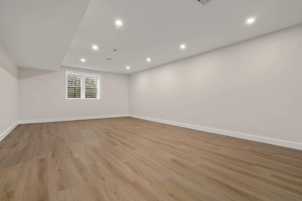 Photo of Unit 21 at 106 Horrigan Drive