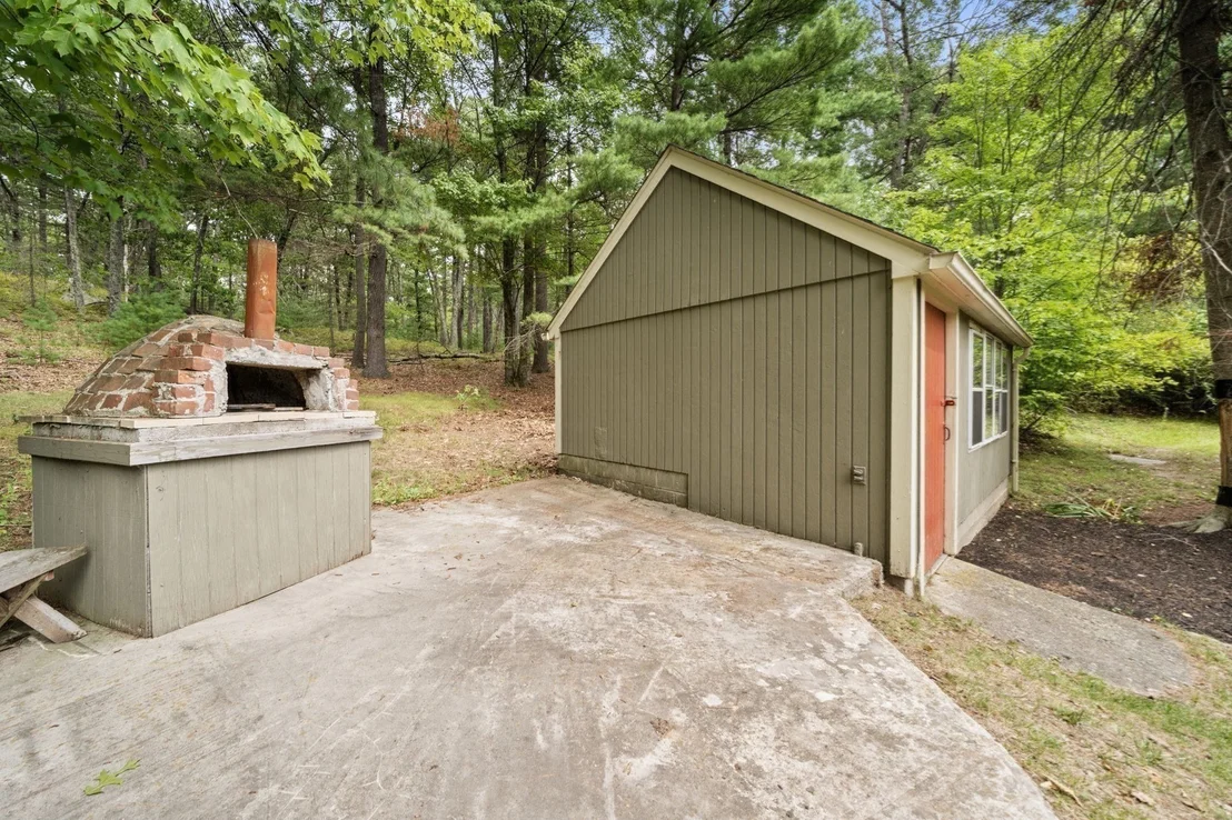 Photo of 102 Oak Ridge Drive