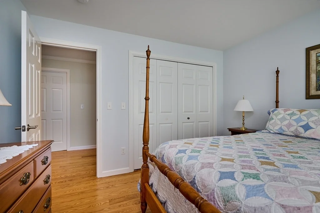 Photo of 420 Hadley Rd