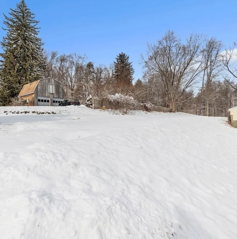 Photo of 3264 Boston Road