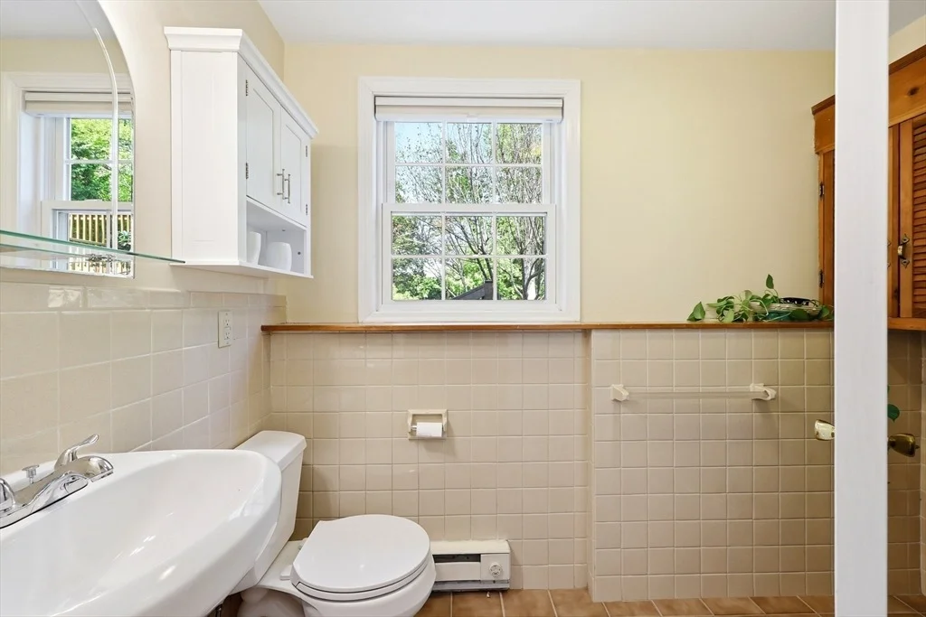 Photo of 9 Meadowbrook Drive